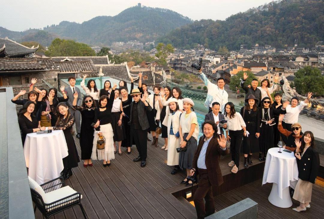 Phoenix Hall House Hotel Fenghuang Exterior photo